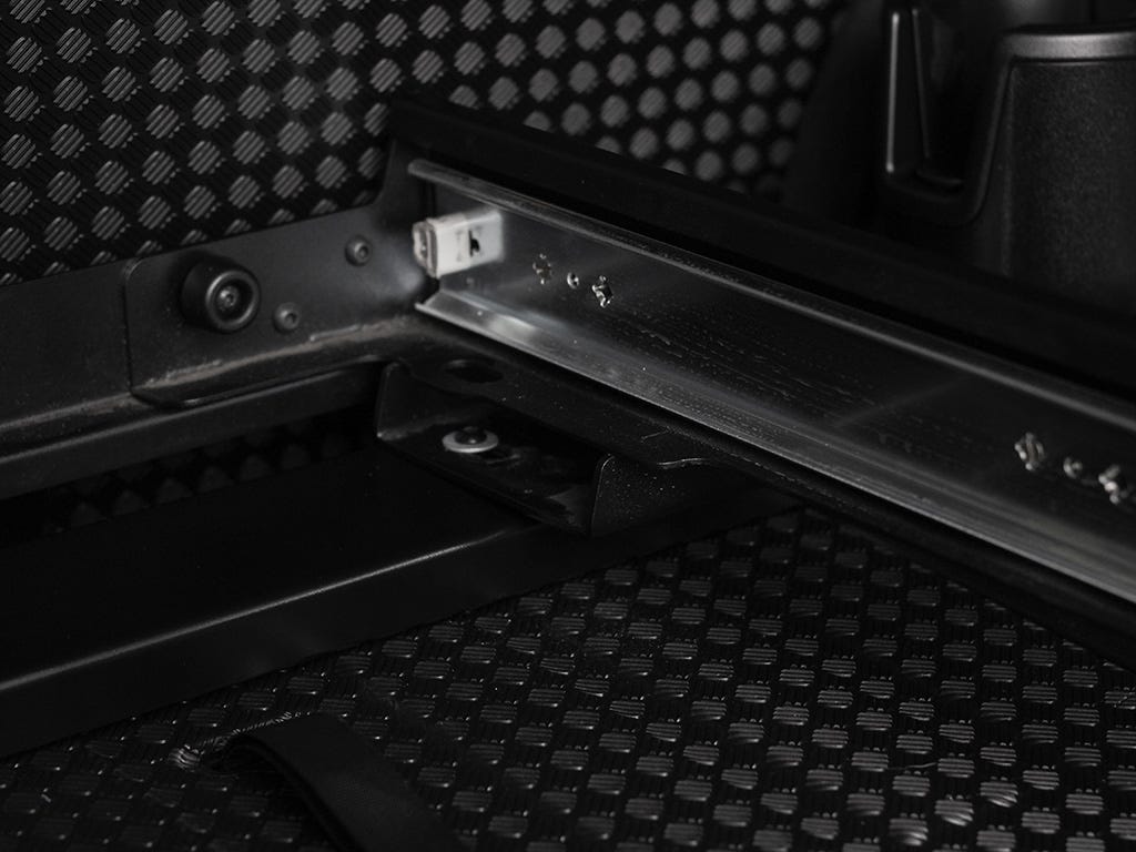 Land Rover New Defender 110 (L663) Cargo Slide - Image 11
